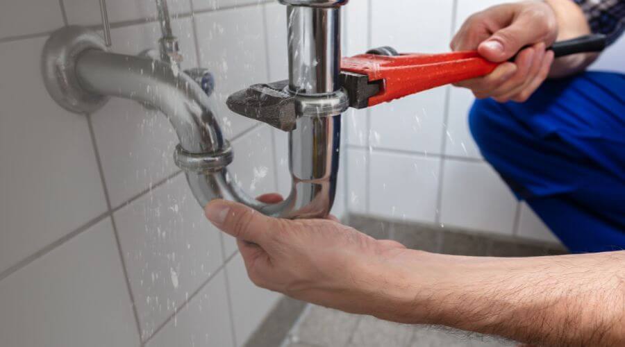 Local tankless water heater installation in Monroe Center, IL